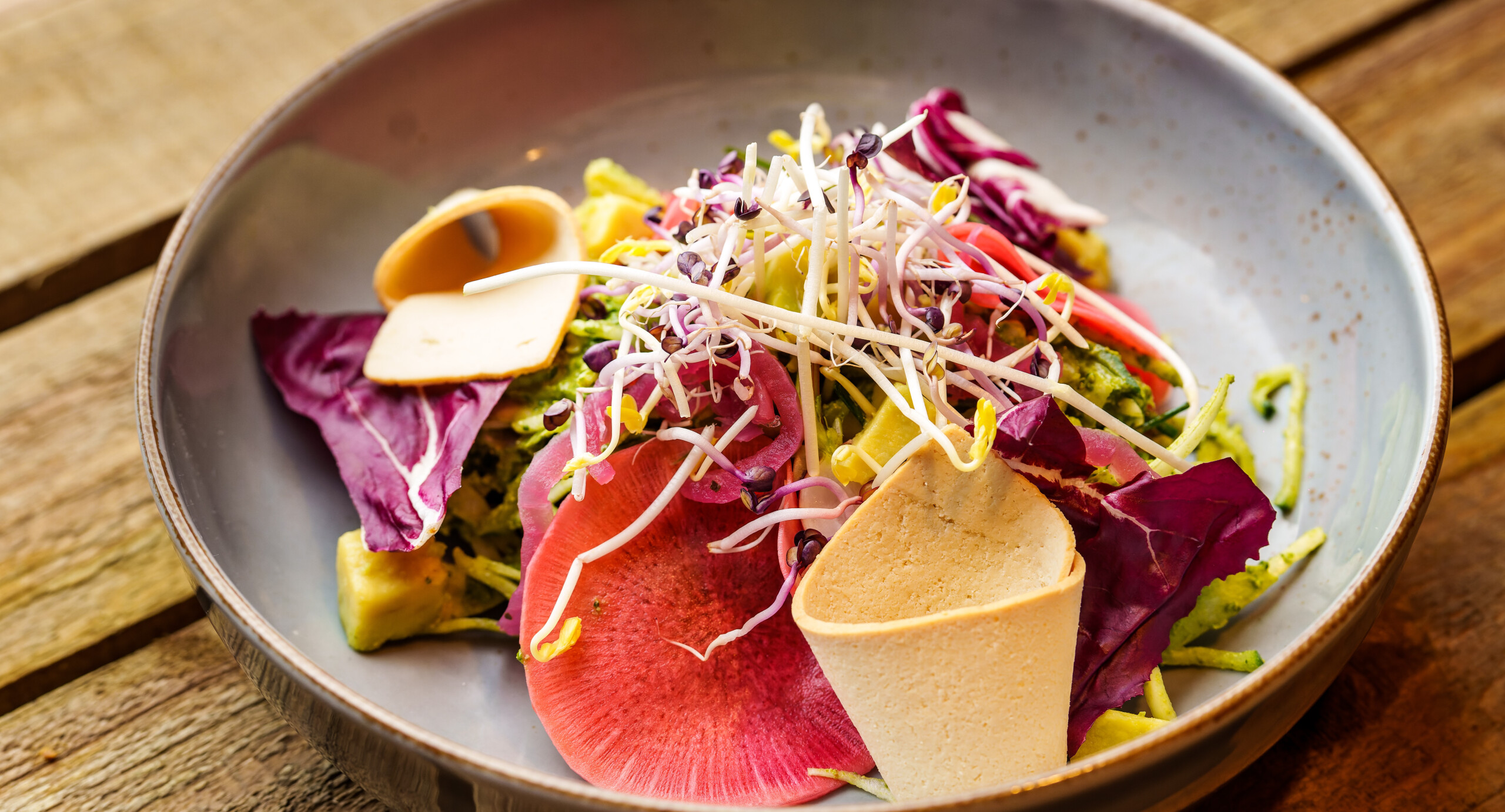 Green goddes met gerookte tofu (of kip)