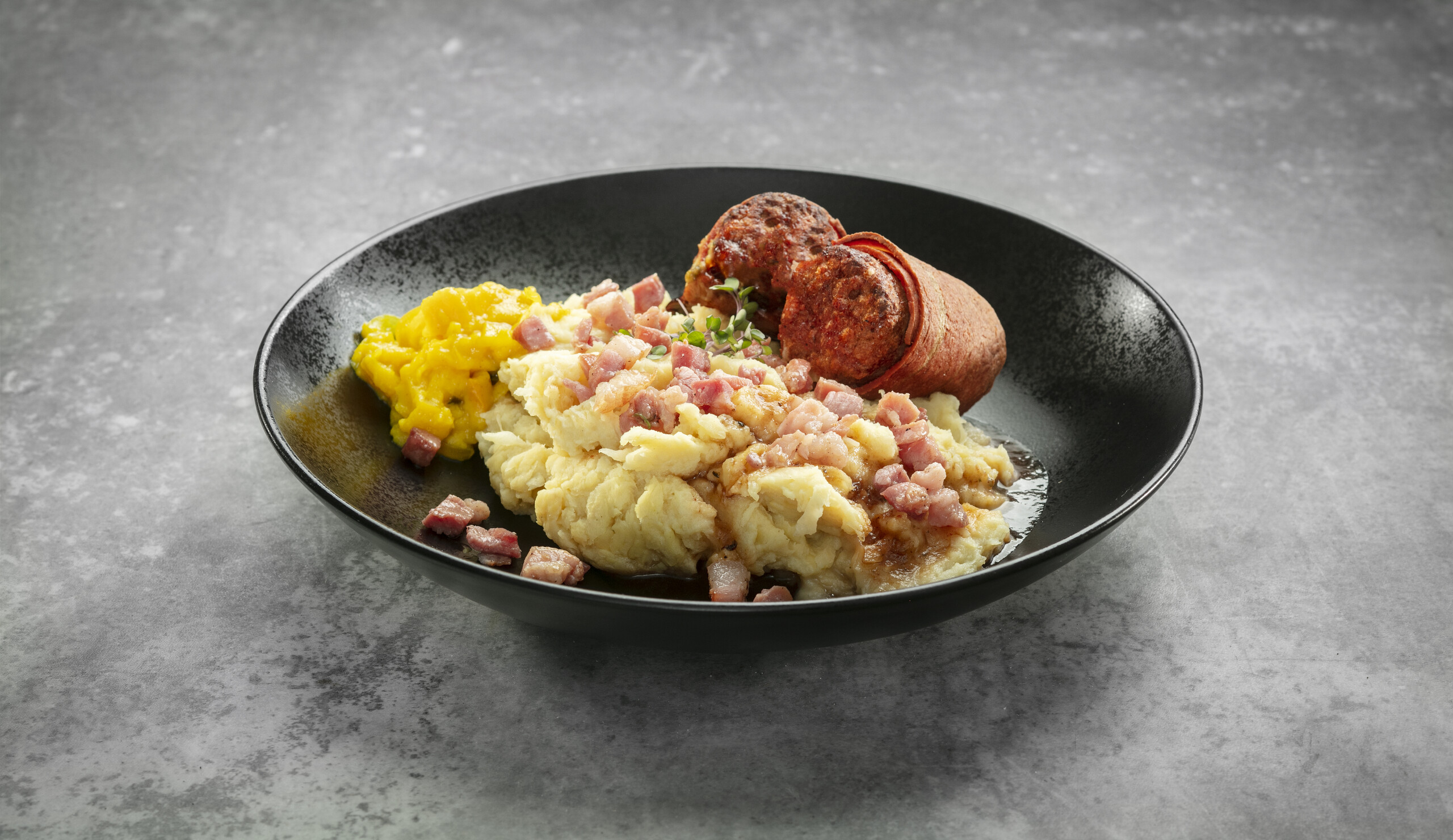 Zuurkoolstamppot met spekjes