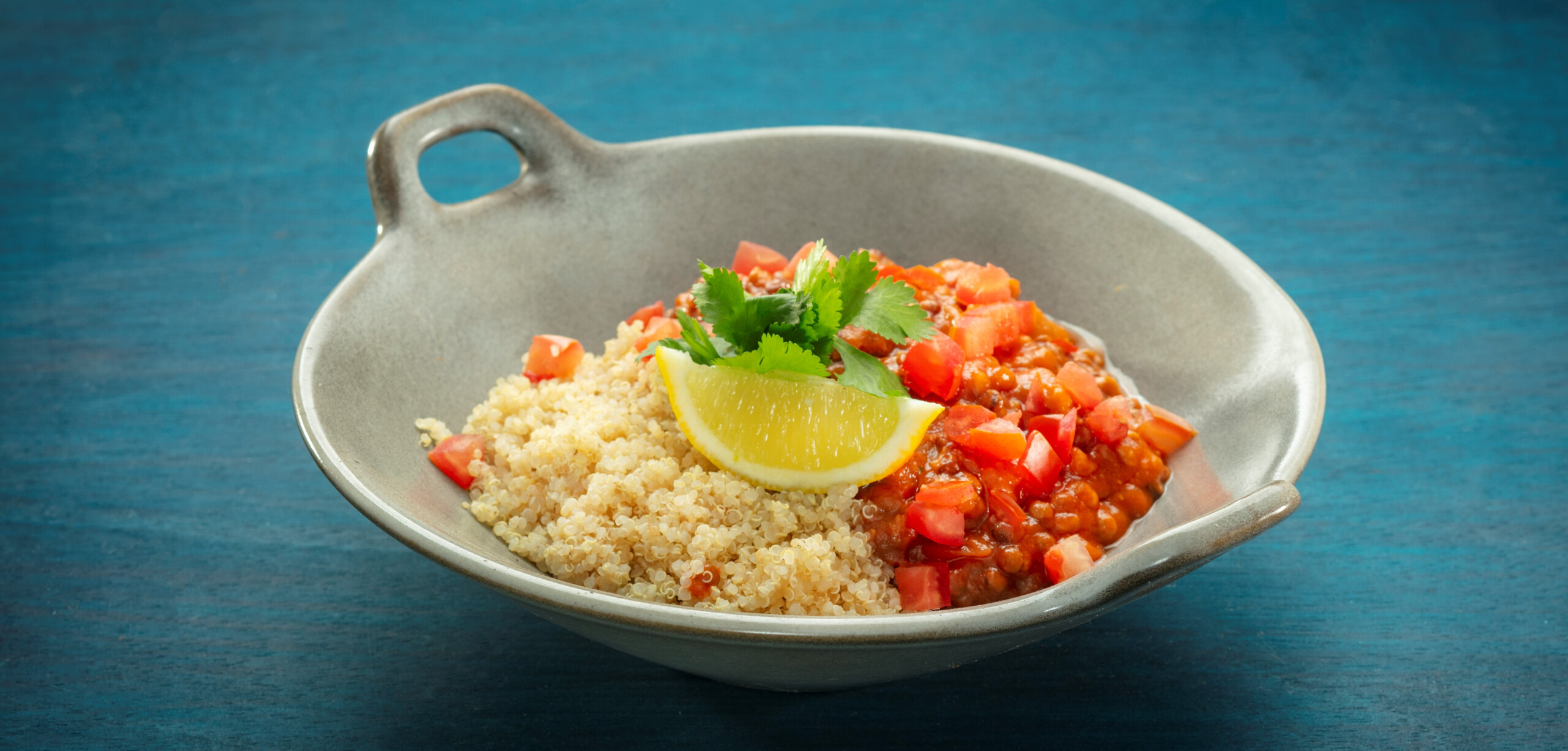 Marokkaanse linzenschotel met quinoa