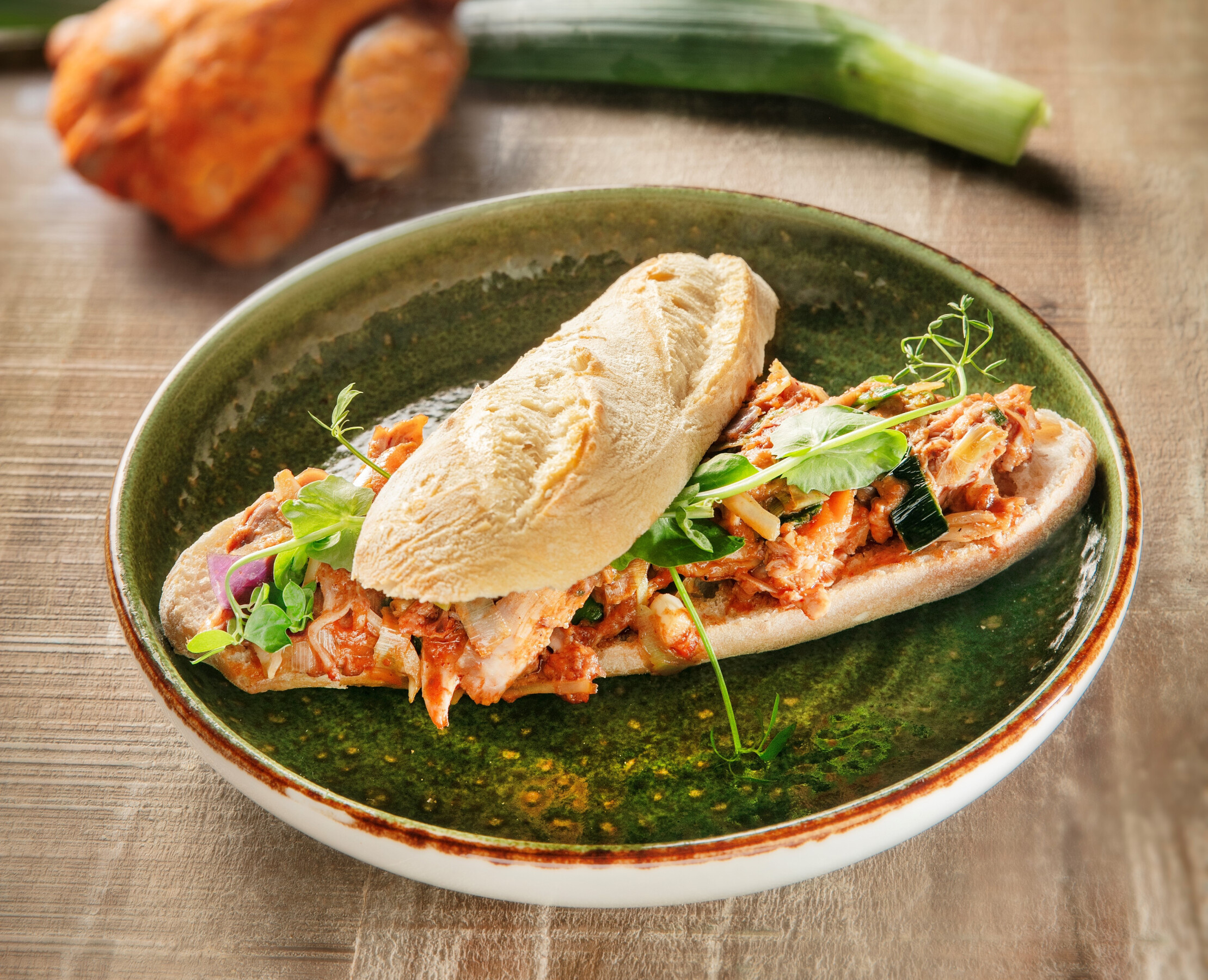 Sandwich pulled chicken