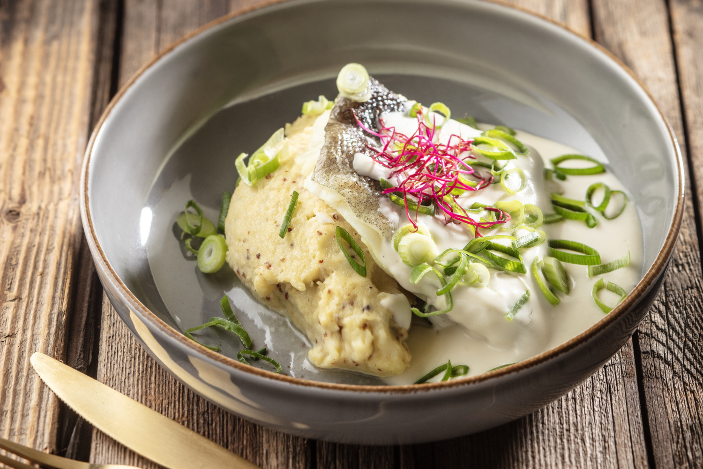 Stokvis met mosterdsaus