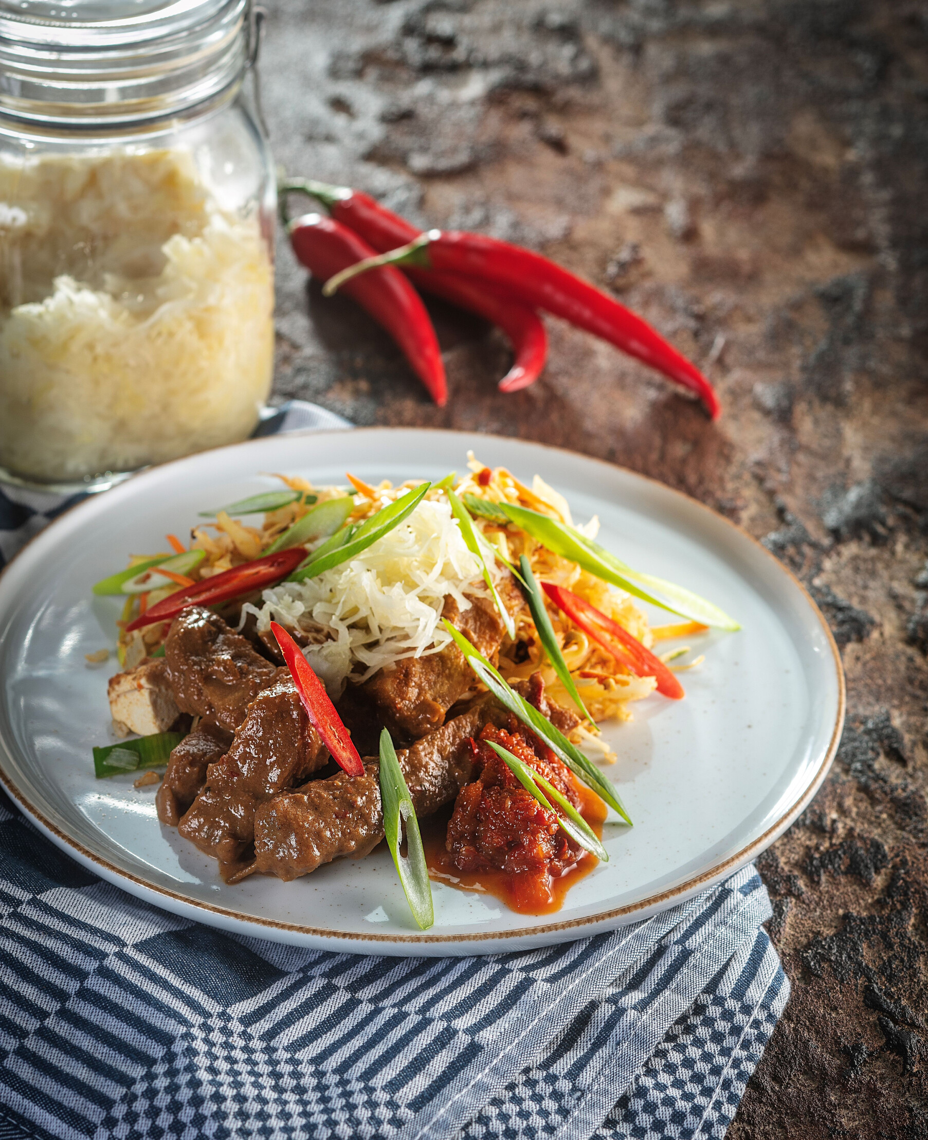 Nasi met Noord-Hollandse zuurkool en cranberrysambal