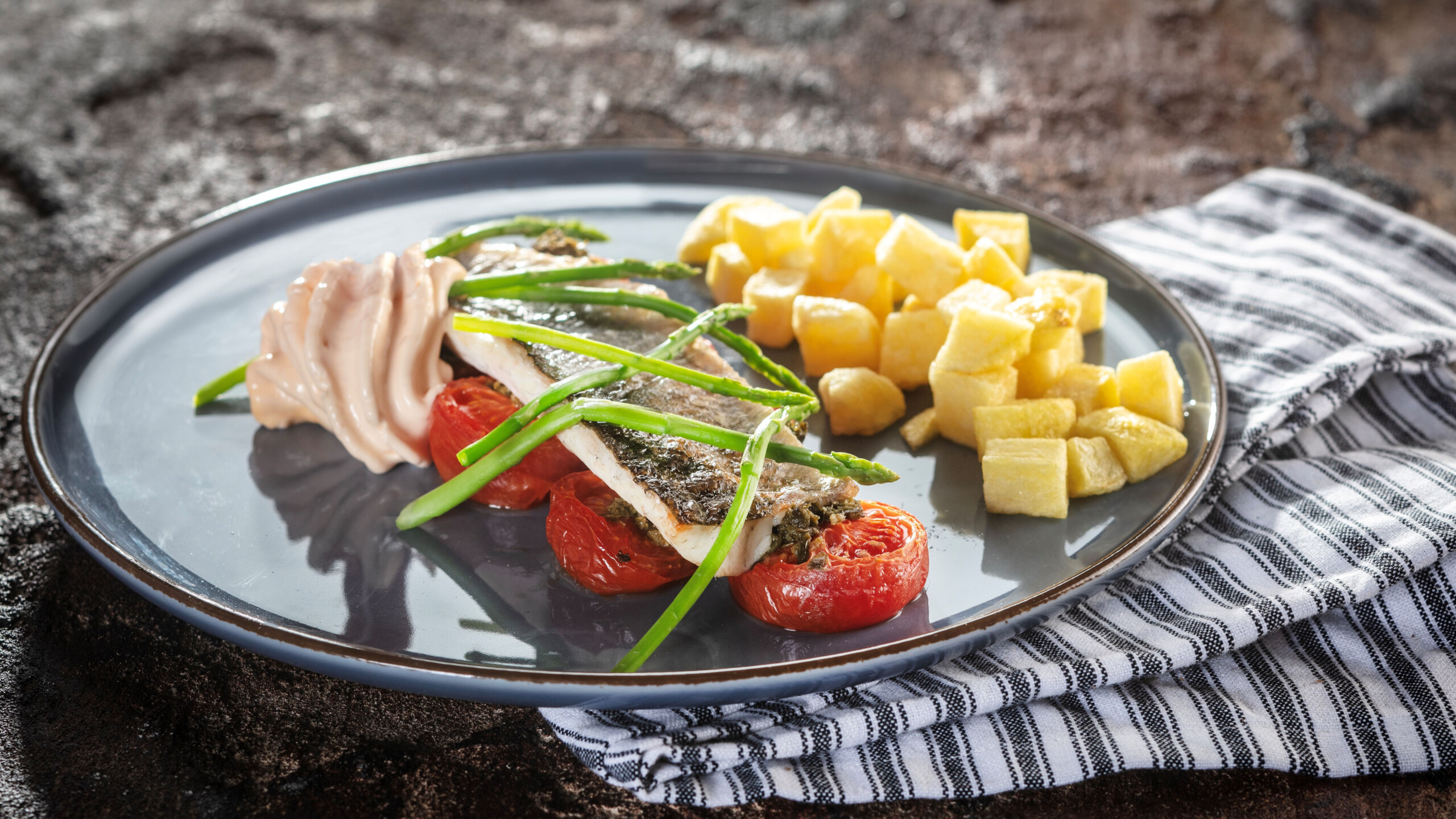 Zeebaars met steak tartaar marinade