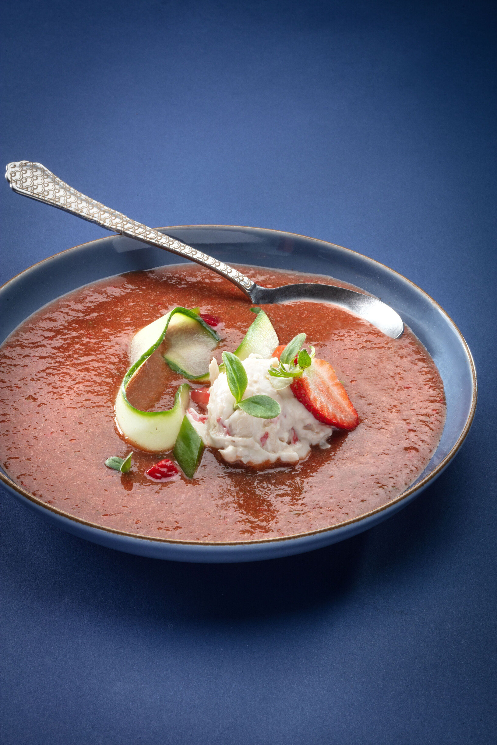 Gazpacho van aardbeien, paprika en tomaat