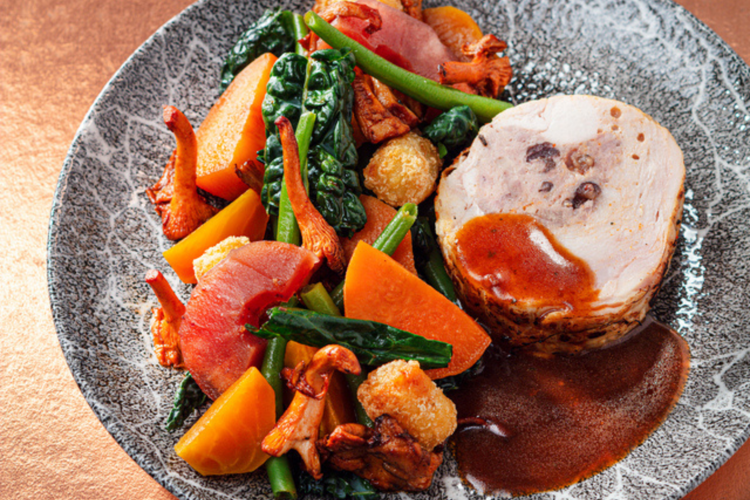 Kiprollade met wintersalade