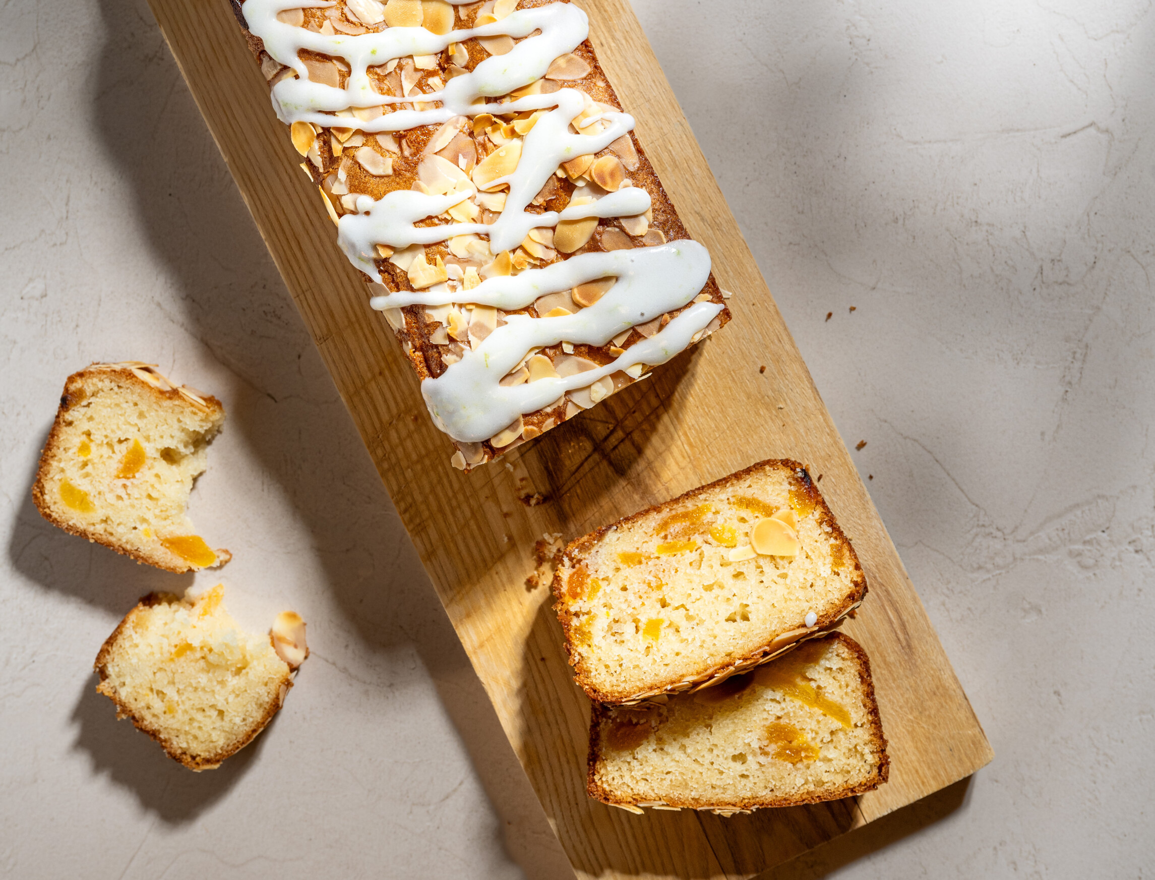 Abrikozen-amandel cake