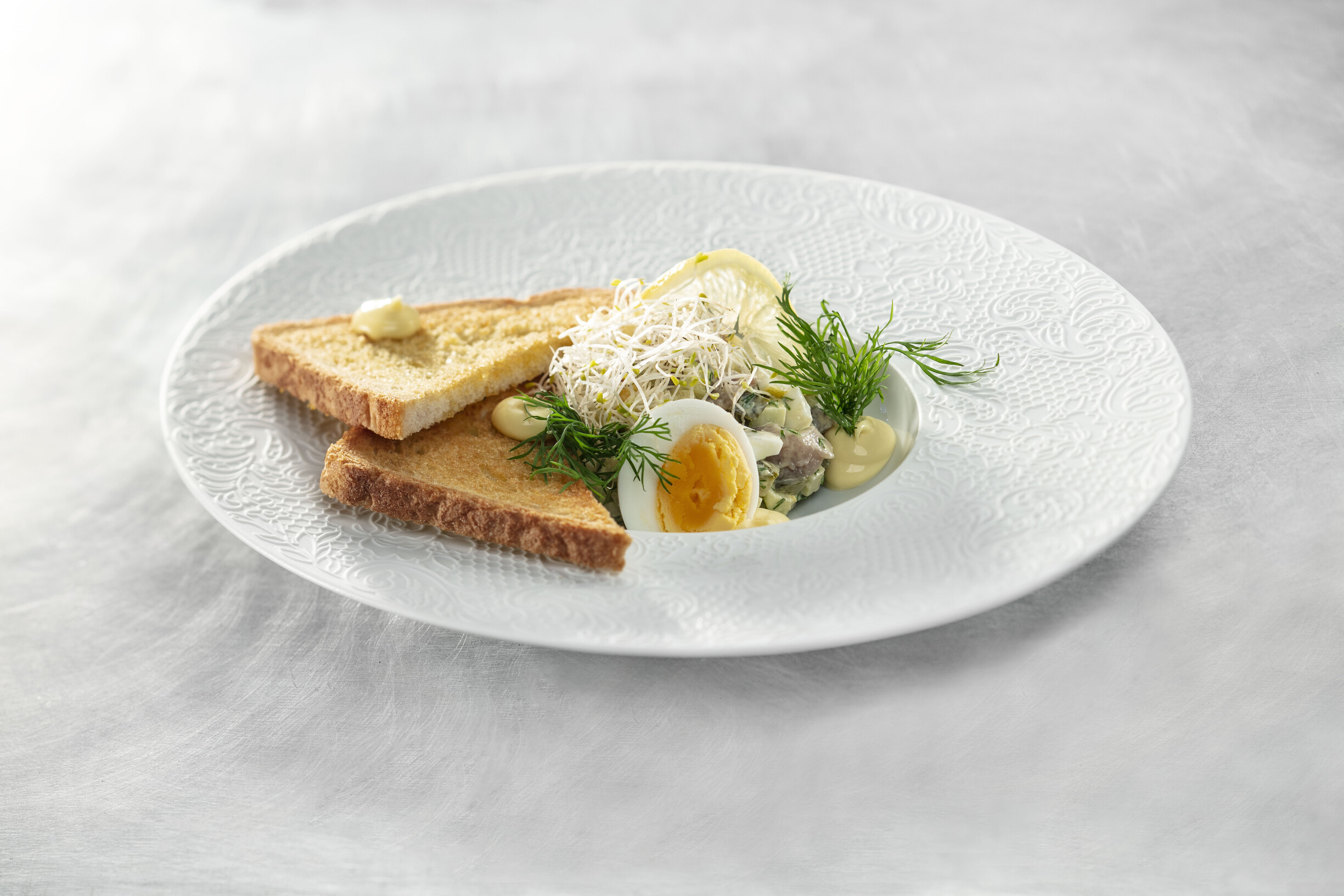 Haringsalade met toast