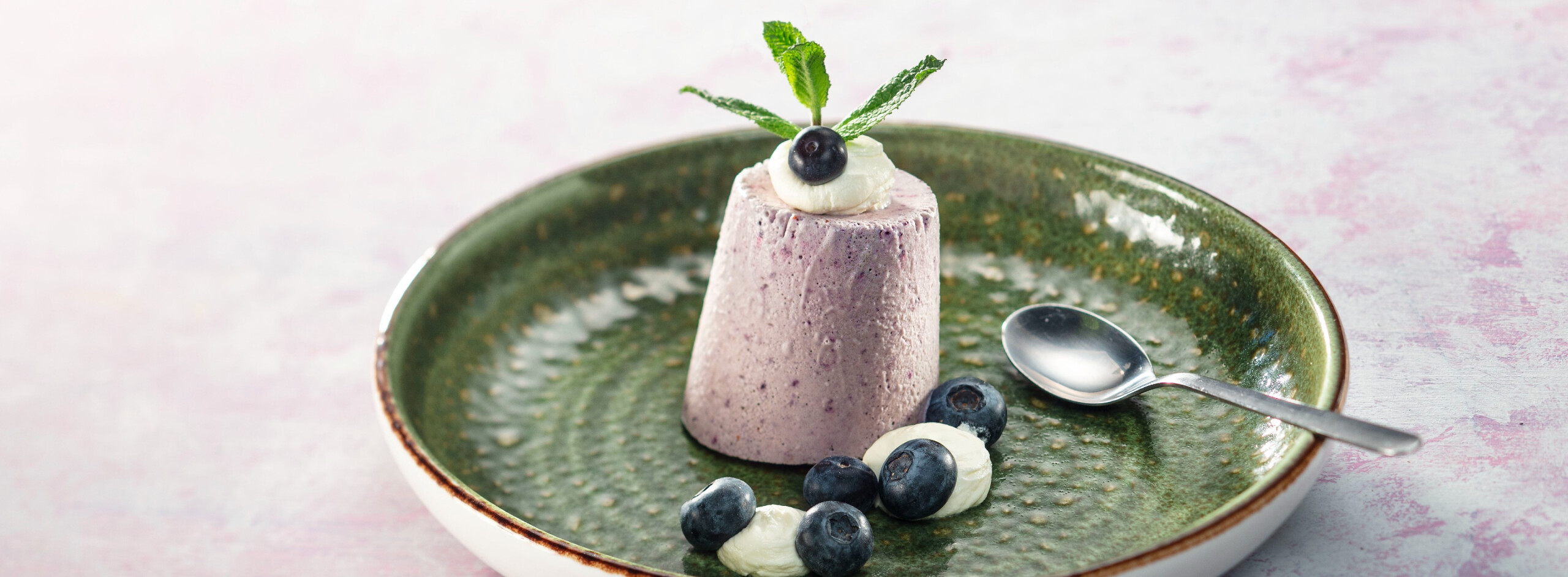 Blauwe bessen parfait