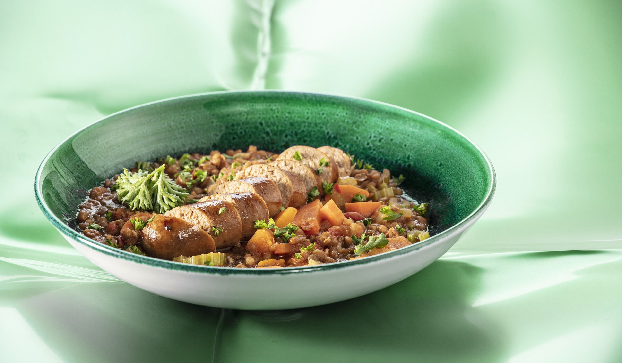 Linzenschotel met worst