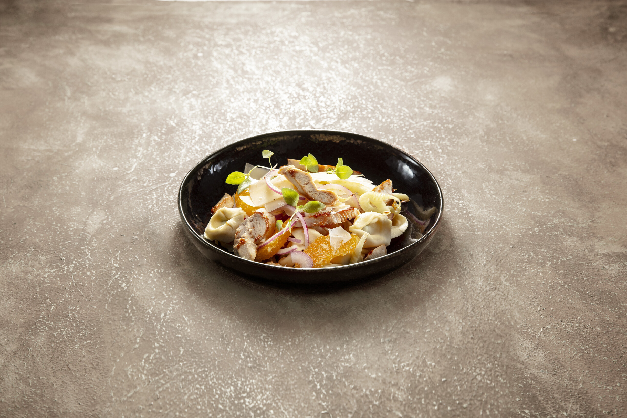 Pastasalade met venkel en kip